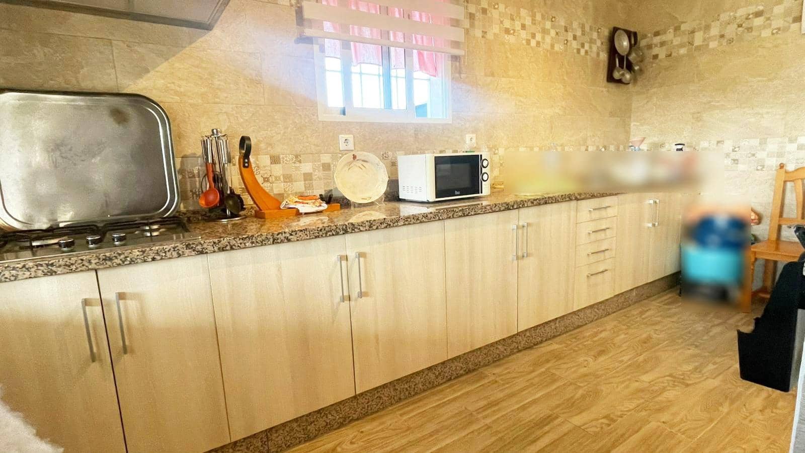 3 soverom Finca/Herregård til salgs i La Carlota med garasje - € 135 000 (Ref: 9745305)