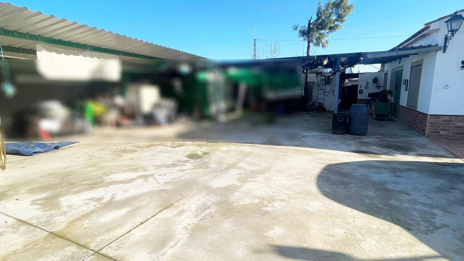 3 soverom Finca/Herregård til salgs i La Carlota med garasje - € 135 000 (Ref: 9745305)