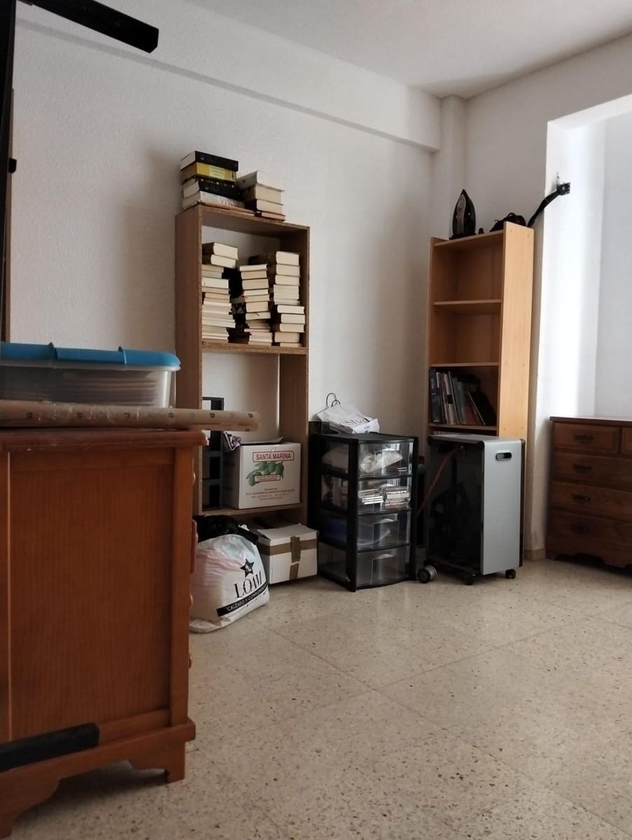 Piso de 5 habitaciones en Córdoba ciudad en venta - 225.000 € (Ref: 9748095)