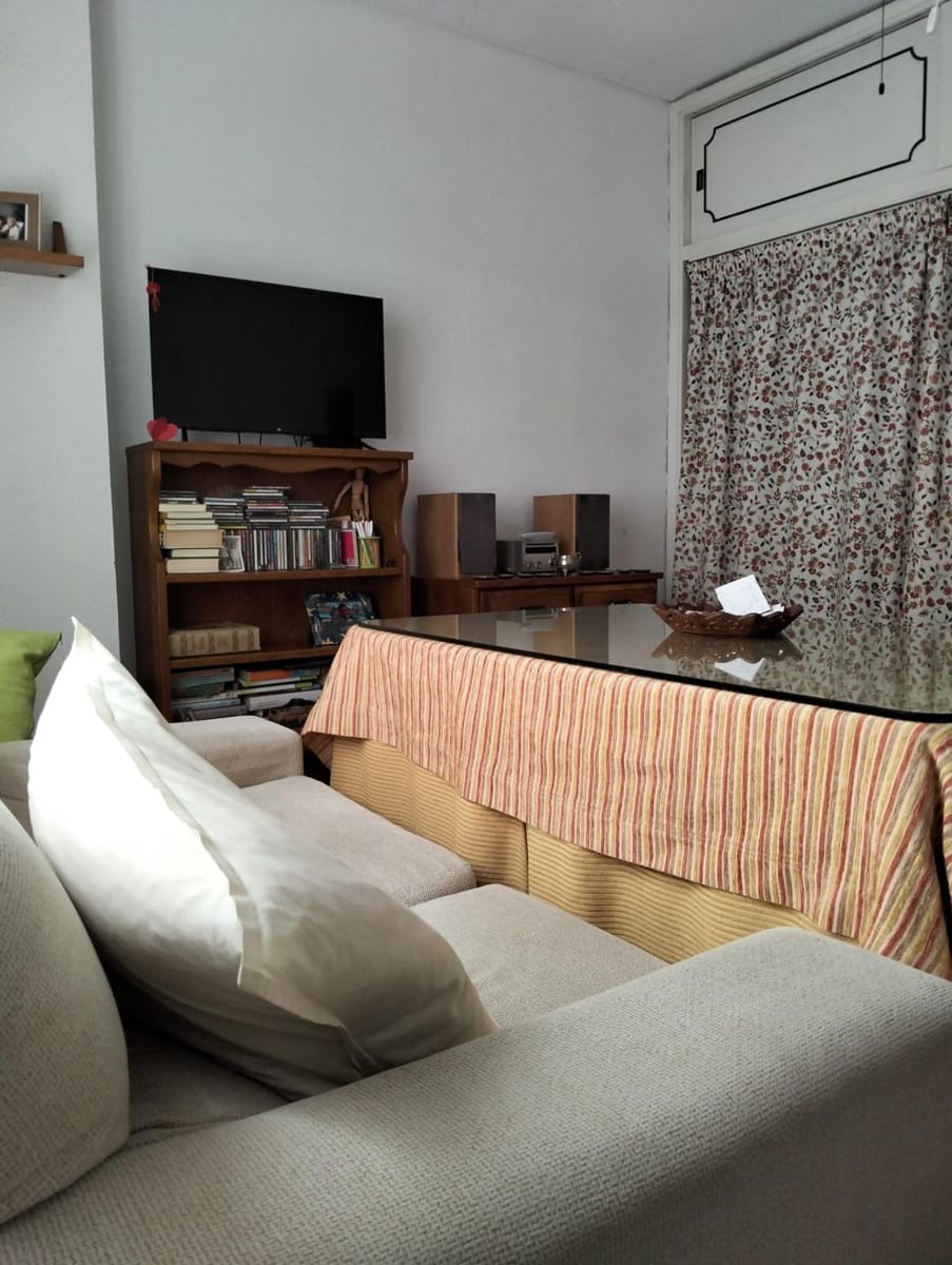 Piso de 5 habitaciones en Córdoba ciudad en venta - 225.000 € (Ref: 9748095)