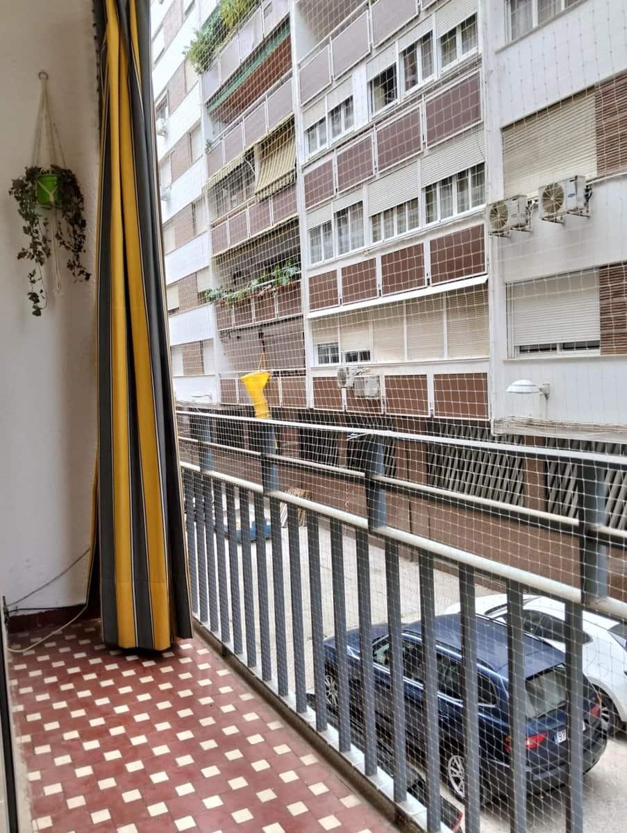 5 bedroom Flat for sale in Cordoba city - € 225,000 (Ref: 9748095)