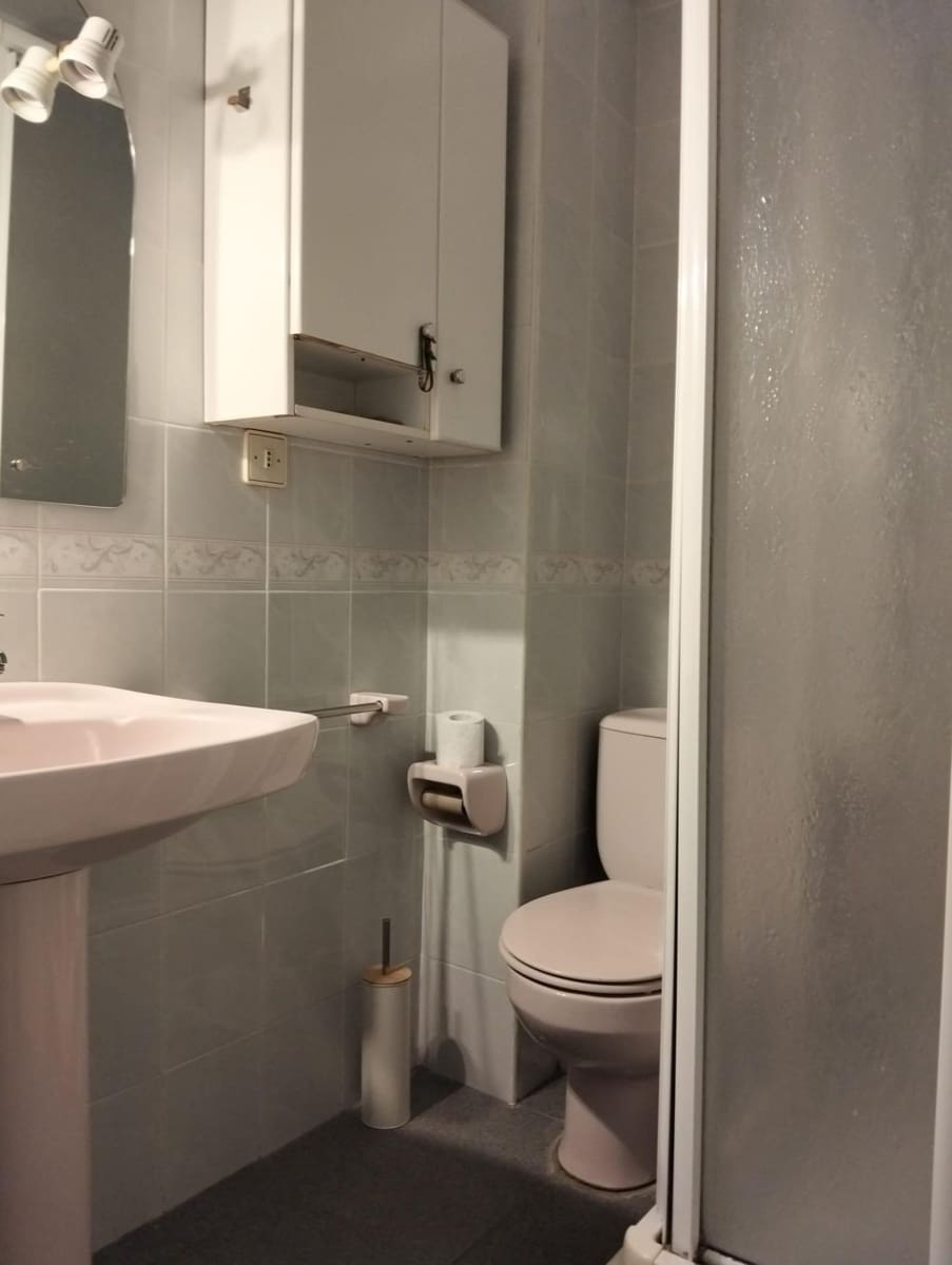 5 bedroom Flat for sale in Cordoba city - € 225,000 (Ref: 9748095)