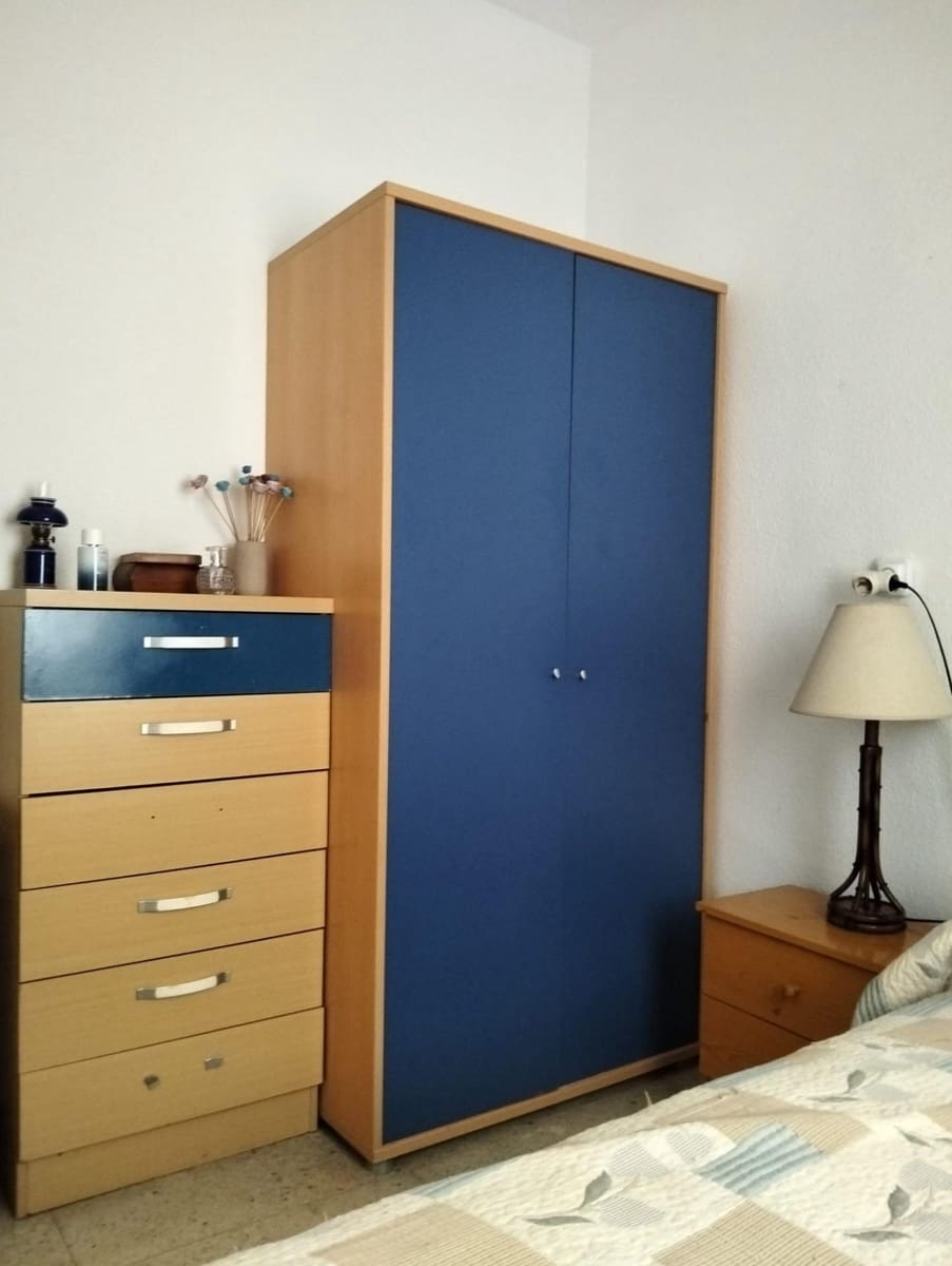 5 bedroom Flat for sale in Cordoba city - € 225,000 (Ref: 9748095)