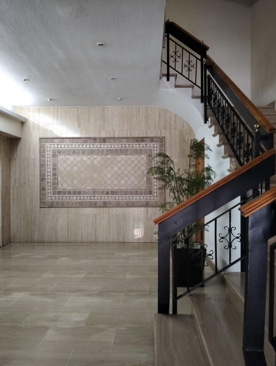 5 bedroom Flat for sale in Cordoba city - € 225,000 (Ref: 9748095)