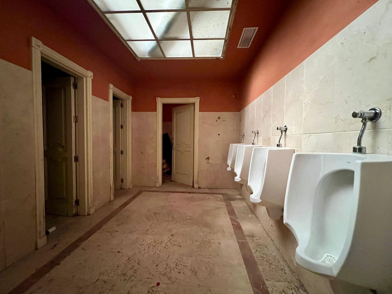 Virksomhed til salg i Aguilar de la Frontera - € 500.000 (Ref: 9759058)