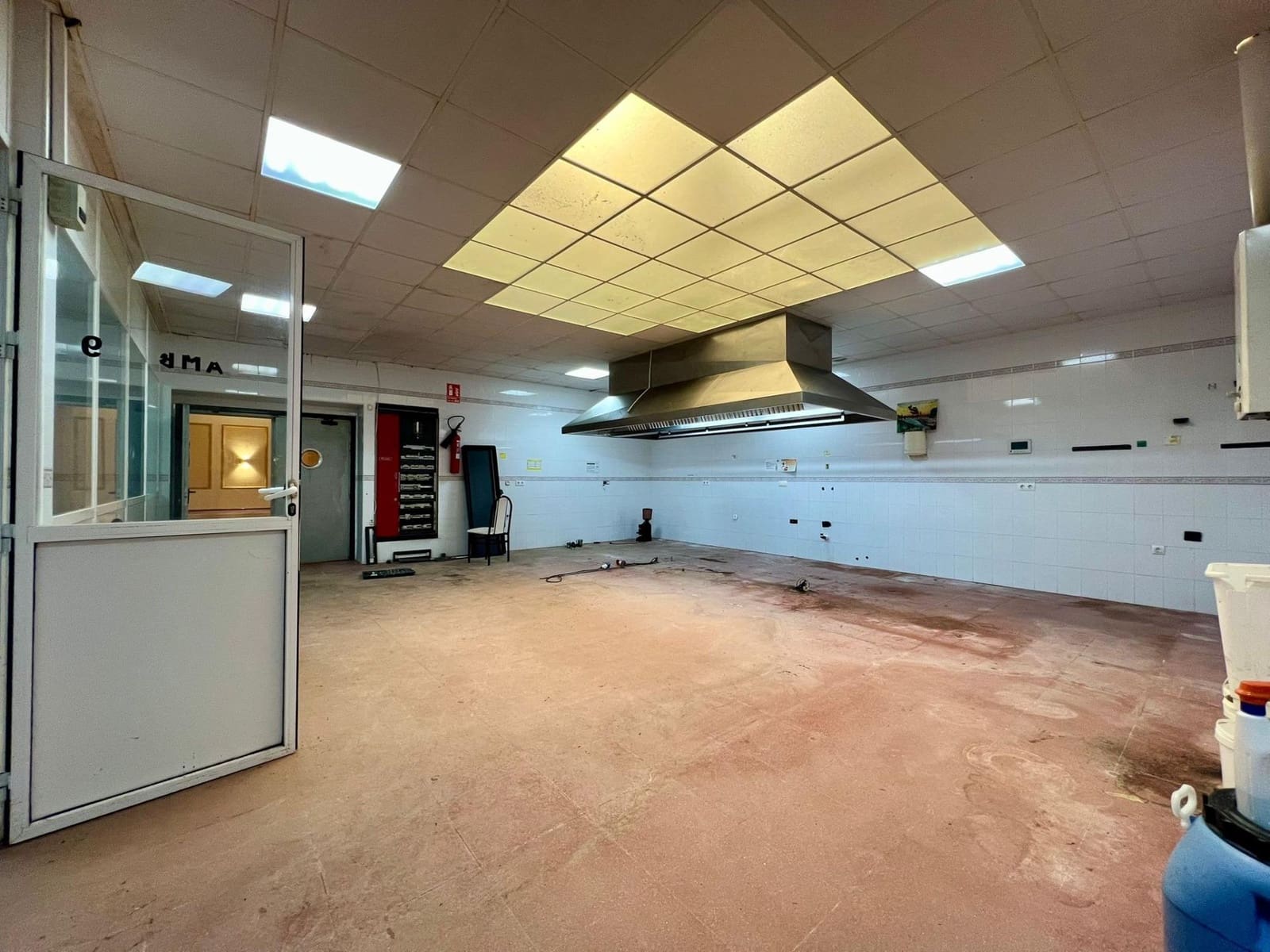 Virksomhed til salg i Aguilar de la Frontera - € 500.000 (Ref: 9759058)