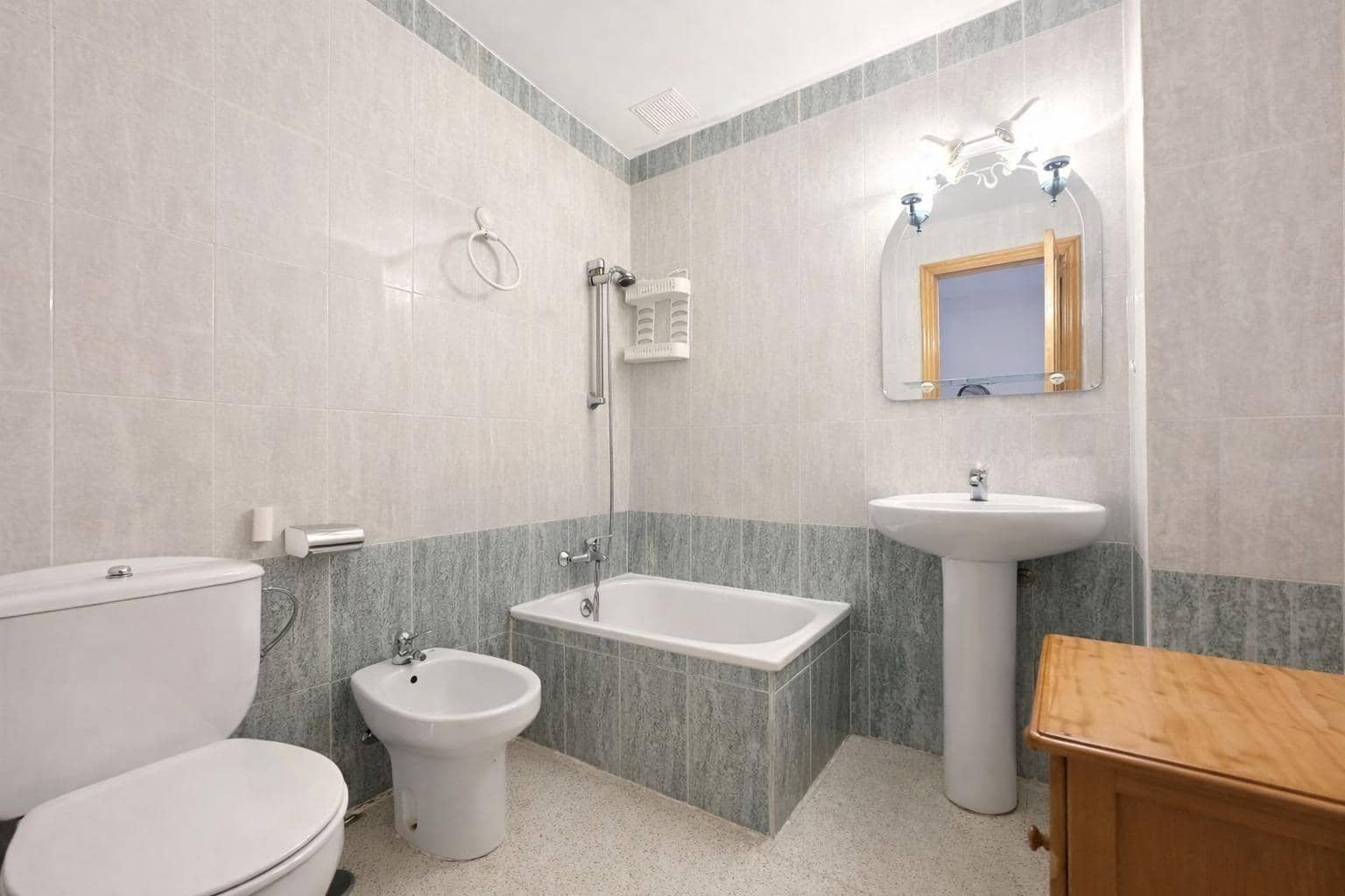 7 slaapkamer Villa te koop in Cordoba stad - € 269.900 (Ref: 9759059)