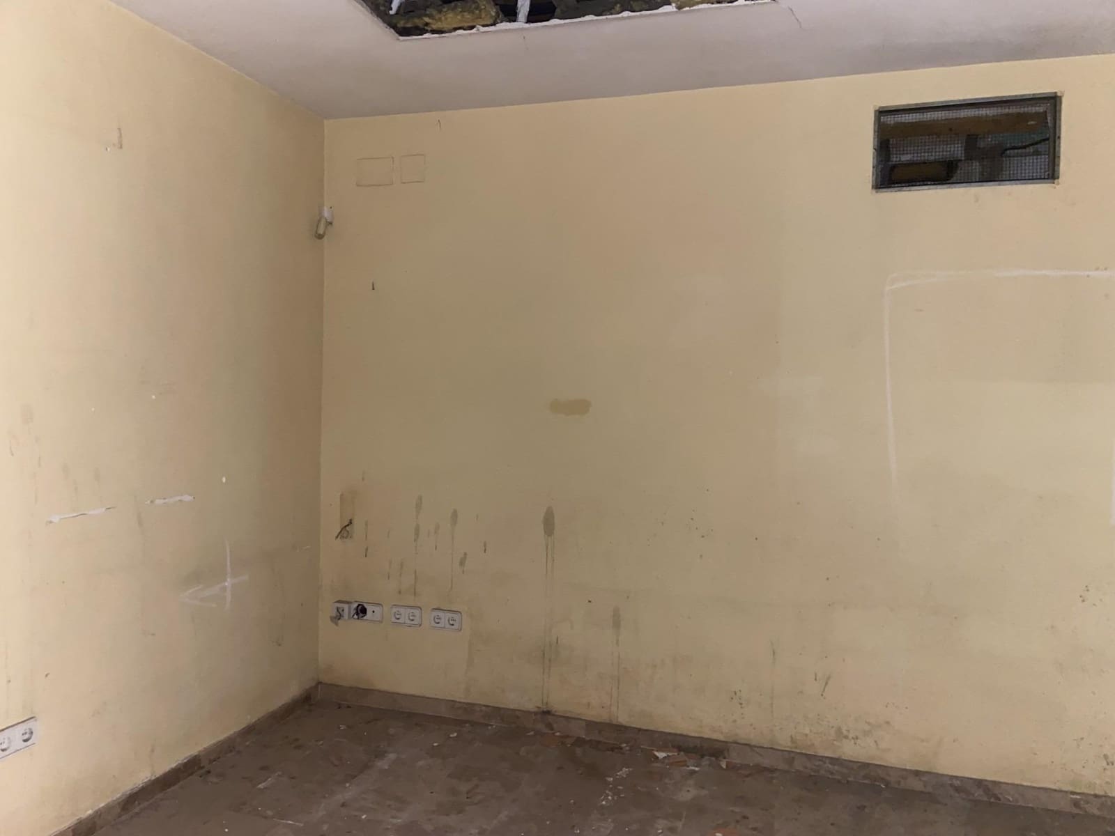 Villa te koop in Cordoba stad - € 129.900 (Ref: 9759060)