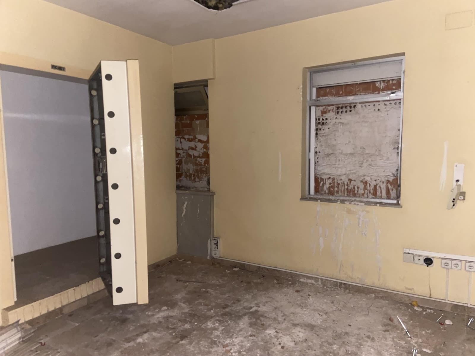 Villa te koop in Cordoba stad - € 129.900 (Ref: 9759060)