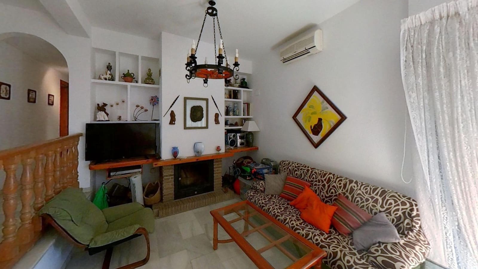 4 slaapkamer Villa te koop in Cordoba stad met garage - € 190.000 (Ref: 9762060)