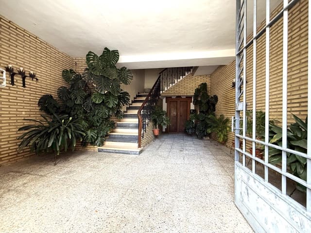 6 soverom Hus til salgs i Bujalance med garasje - € 225 000 (Ref: 9770721)