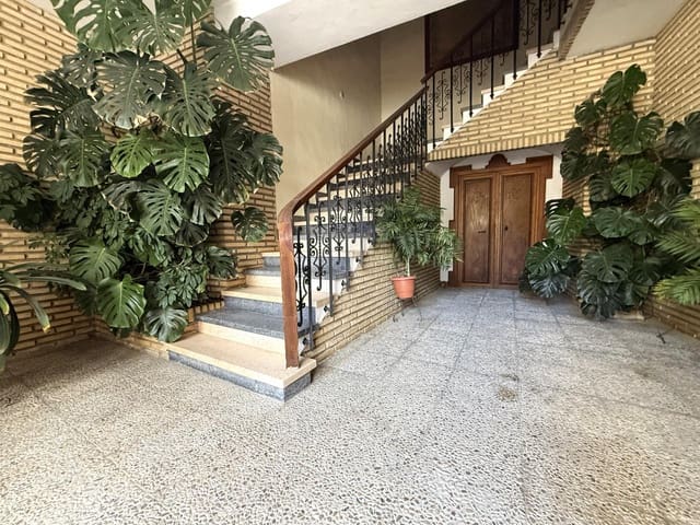 6 soverom Hus til salgs i Bujalance med garasje - € 225 000 (Ref: 9770721)