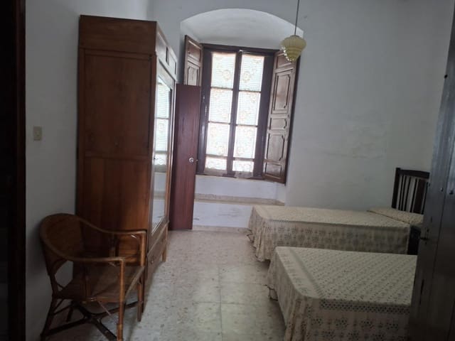 9 soverom Hus til salgs i El Carpio - € 270 000 (Ref: 9770722)