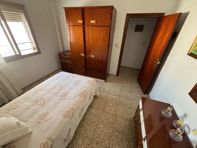 3 soverom Penthouse til salgs i Córdoba by - € 175 000 (Ref: 9773158)