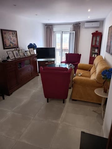 3 soveværelse Lejlighed til salg i Córdoba by - € 240.000 (Ref: 9773159)