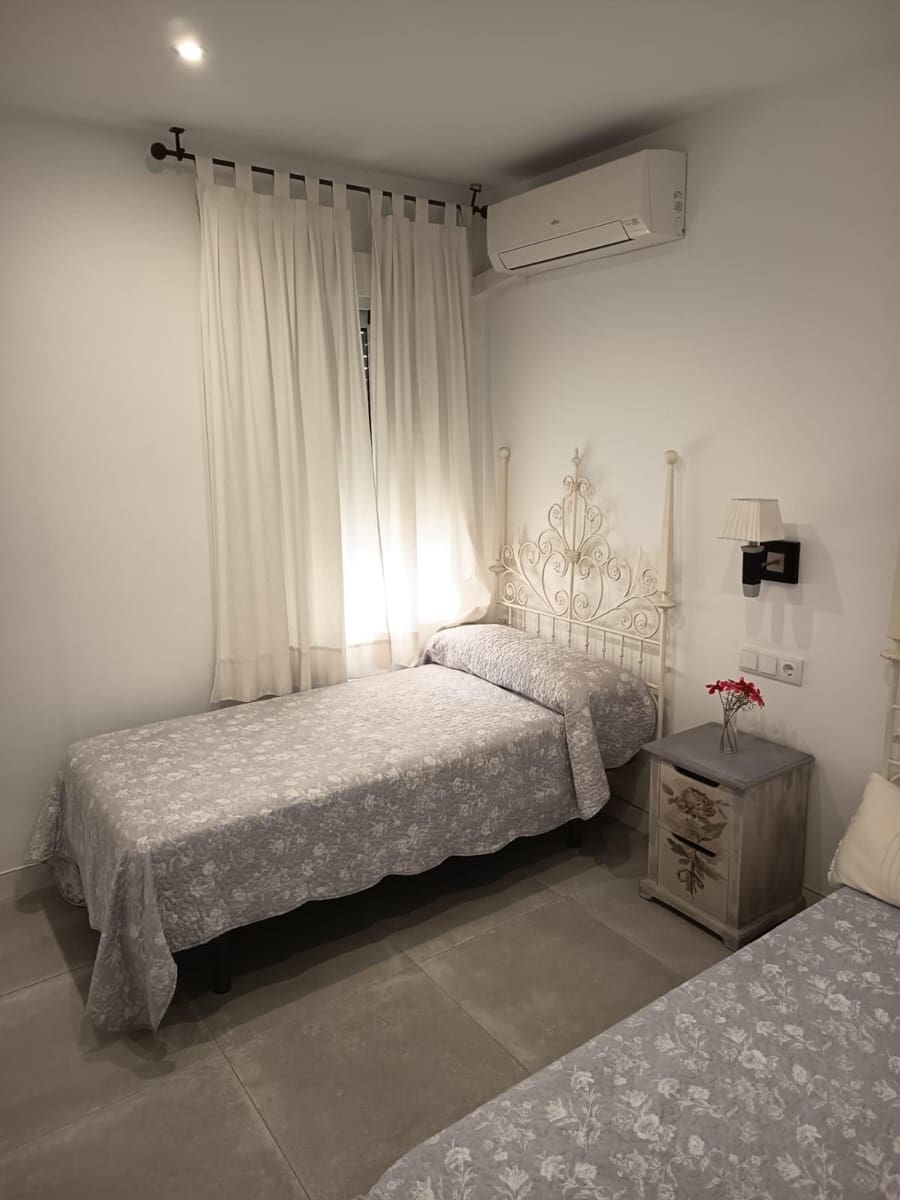 3 sovrum Lägenhet till salu i Cordoba stad - 240 000 € (Ref: 9773159)