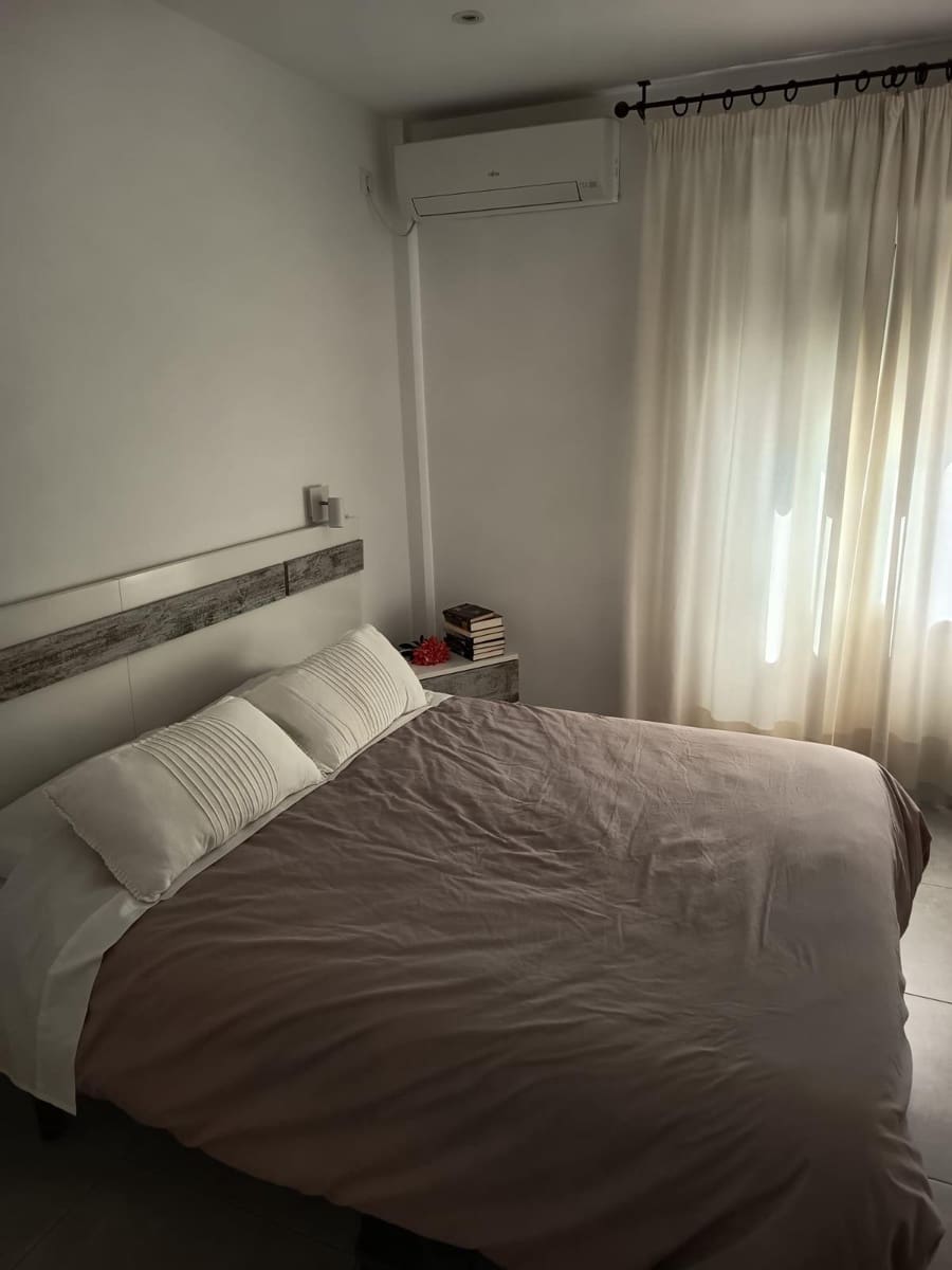 3 sovrum Lägenhet till salu i Cordoba stad - 240 000 € (Ref: 9773159)