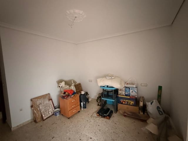 2 soverom Leilighet til salgs i Montoro - € 73 000 (Ref: 9780672)