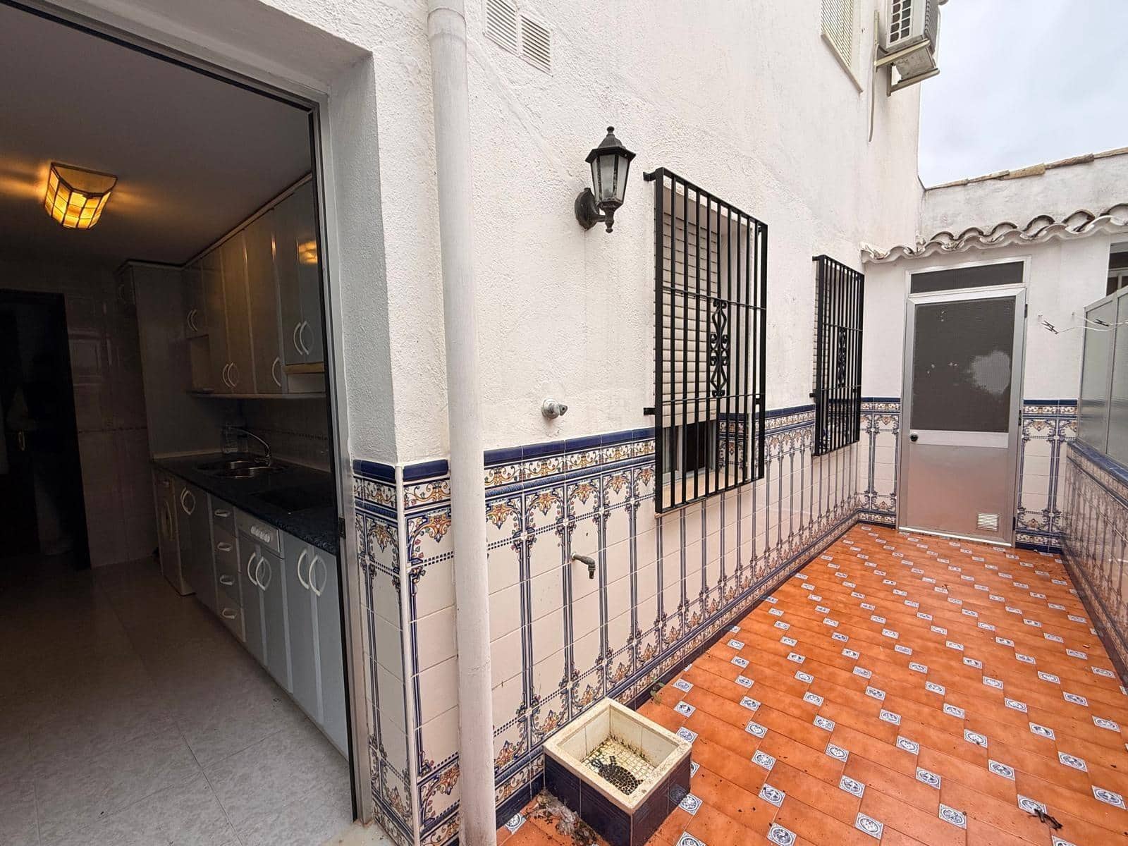 2 soverom Leilighet til salgs i Montoro - € 73 000 (Ref: 9780672)