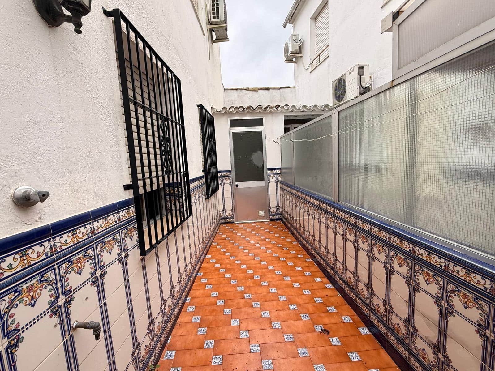 2 soverom Leilighet til salgs i Montoro - € 73 000 (Ref: 9780672)