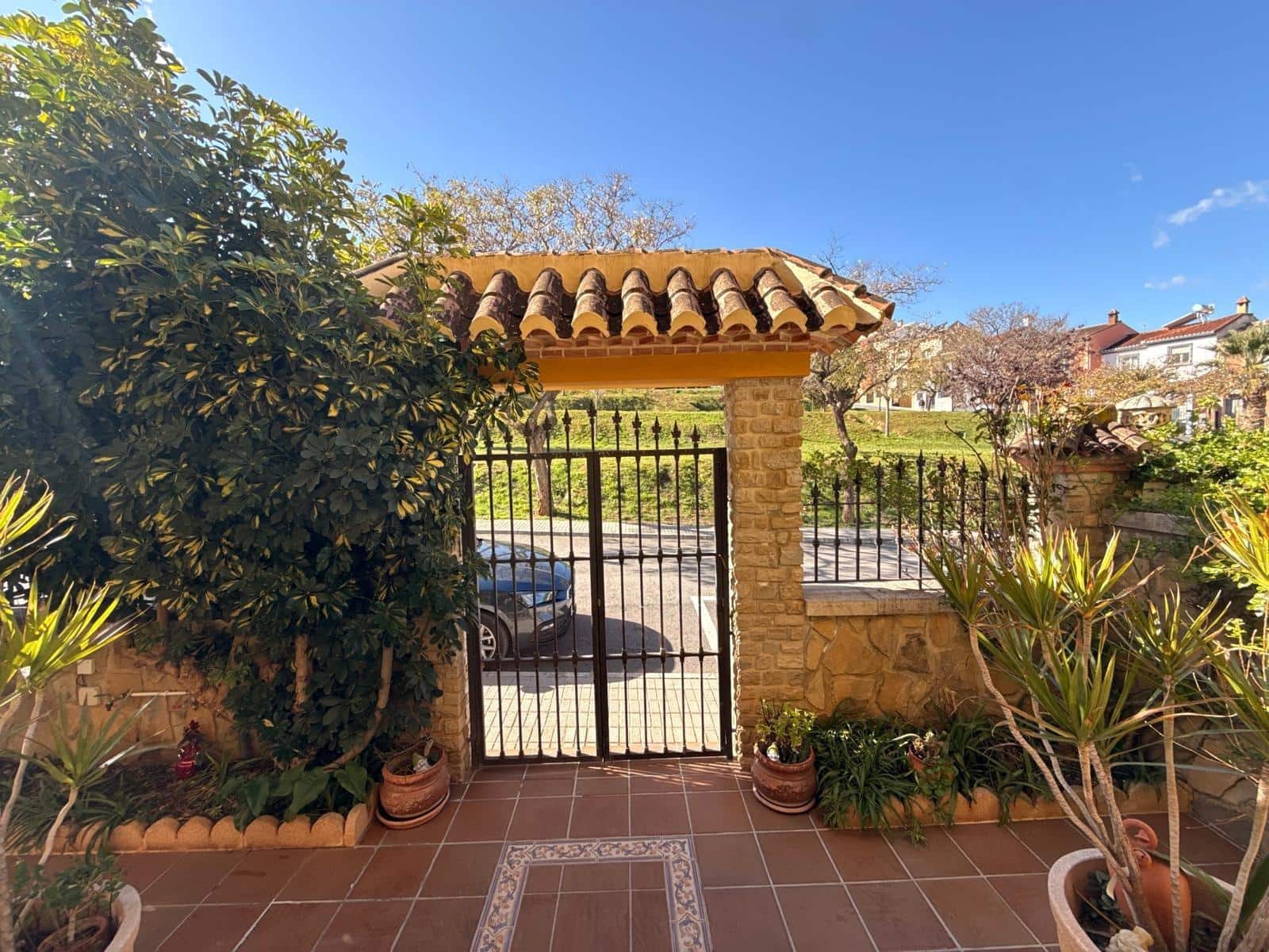 3 soveværelse Byhus til salg i Antequera med garage - € 385.000 (Ref: 9780673)