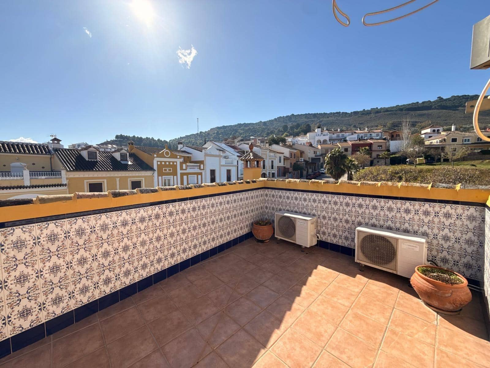 3 soveværelse Byhus til salg i Antequera med garage - € 385.000 (Ref: 9780673)