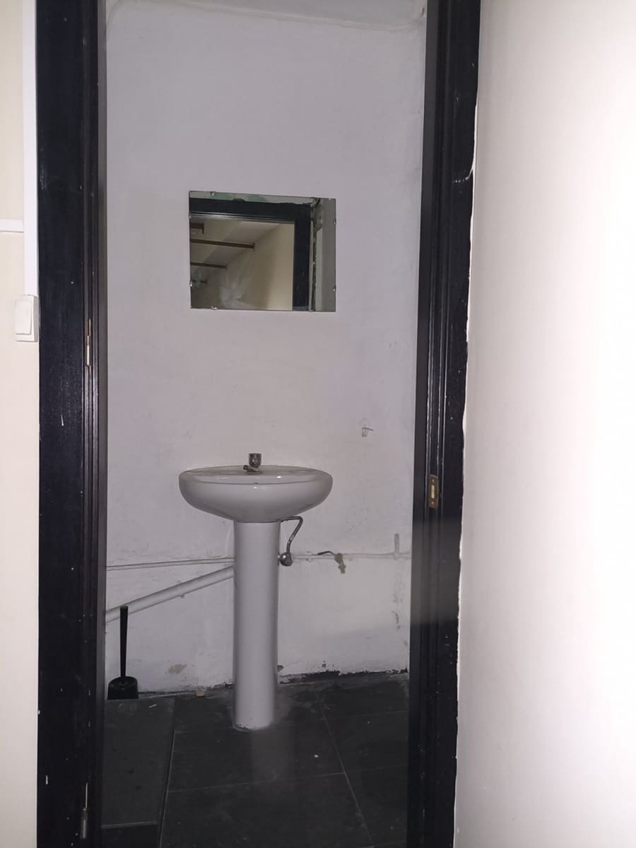 Erhverv til salg i Cordoba by - € 432.600 (Ref: 9784543)