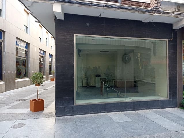 Erhverv til salg i Centro, Córdoba by - € 432.600 (Ref: 9784543)