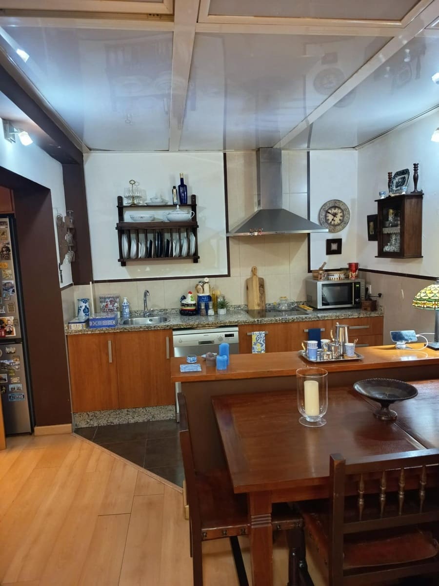 3 soveværelse Lejlighed til salg i Cordoba by - € 149.900 (Ref: 9784546)