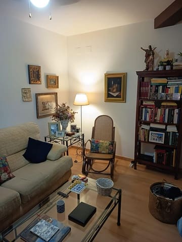 3 soveværelse Lejlighed til salg i Córdoba by - € 149.900 (Ref: 9784546)