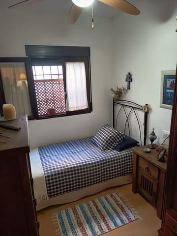 3 soveværelse Lejlighed til salg i Córdoba by - € 149.900 (Ref: 9784546)