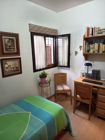 3 soveværelse Lejlighed til salg i Córdoba by - € 149.900 (Ref: 9784546)