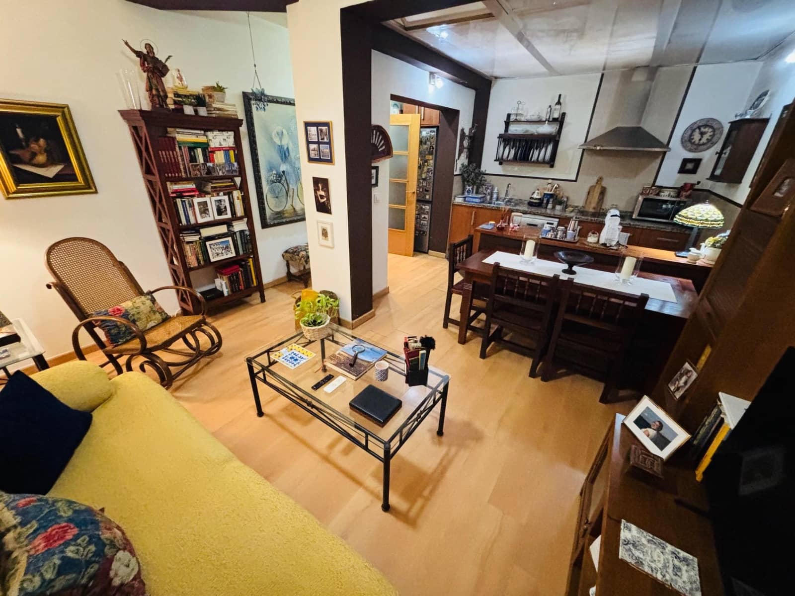 Piso de 3 habitaciones en Córdoba ciudad en venta - 137.900 € (Ref: 9784546)