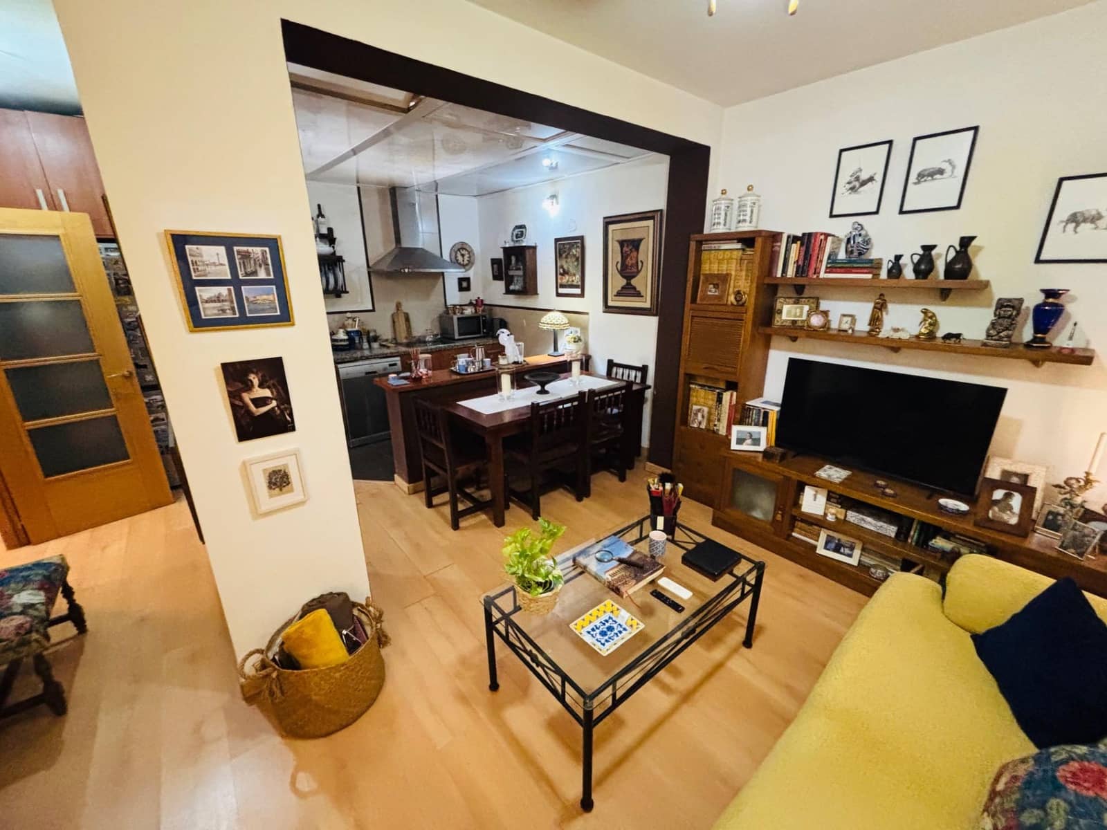 Piso de 3 habitaciones en Córdoba ciudad en venta - 137.900 € (Ref: 9784546)