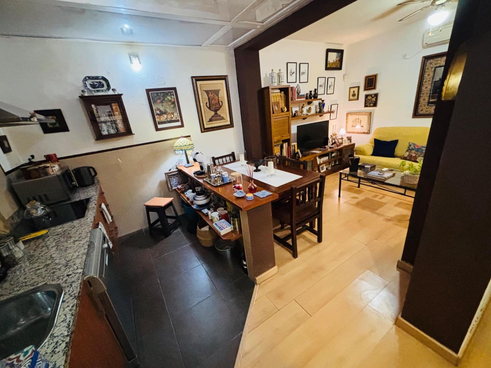 Piso de 3 habitaciones en Córdoba ciudad en venta - 137.900 € (Ref: 9784546)