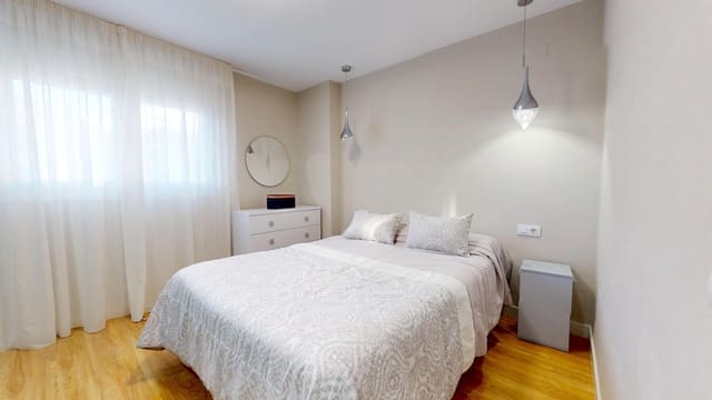 3 soveværelse Lejlighed til salg i El Puerto de Santa María med swimmingpool garage - € 241.500 (Ref: 9788484)