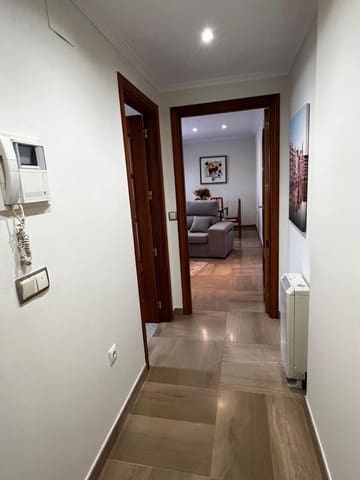 Appartement de 2 chambres à louer à Cordoue ville avec garage - 900 € (Ref: 9788485)