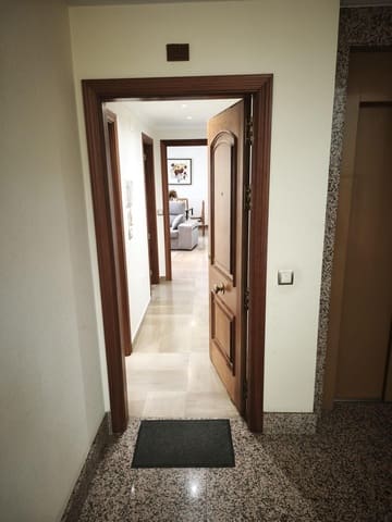 Appartement de 2 chambres à louer à Cordoue ville avec garage - 900 € (Ref: 9788485)