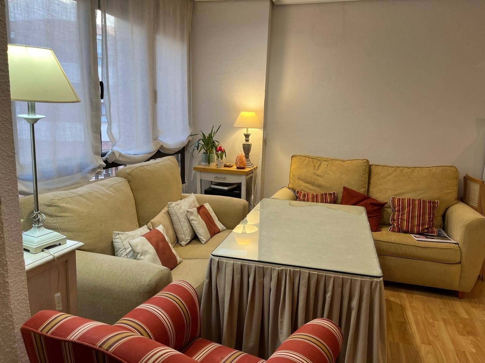 2 soveværelse Lejlighed til leje i Cordoba by med garage - € 750 (Ref: 9788486)