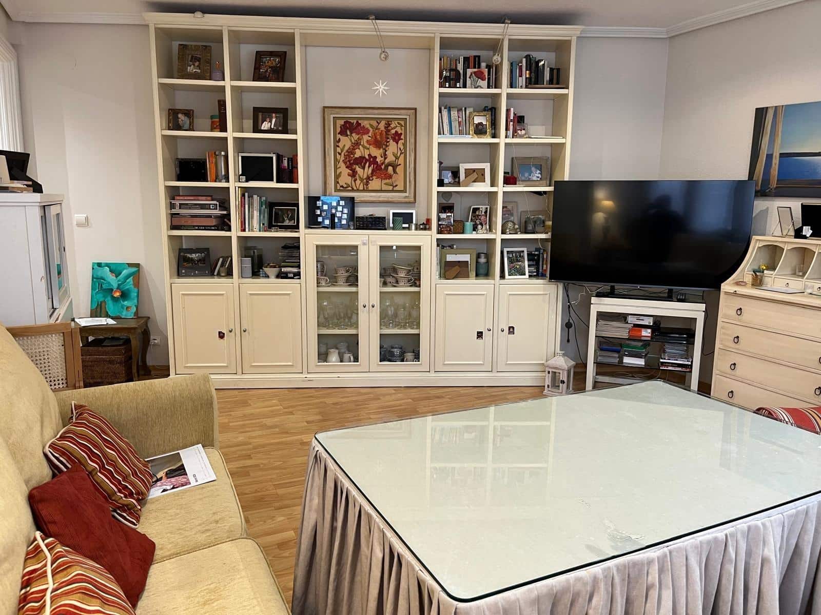 2 soveværelse Lejlighed til leje i Cordoba by med garage - € 750 (Ref: 9788486)