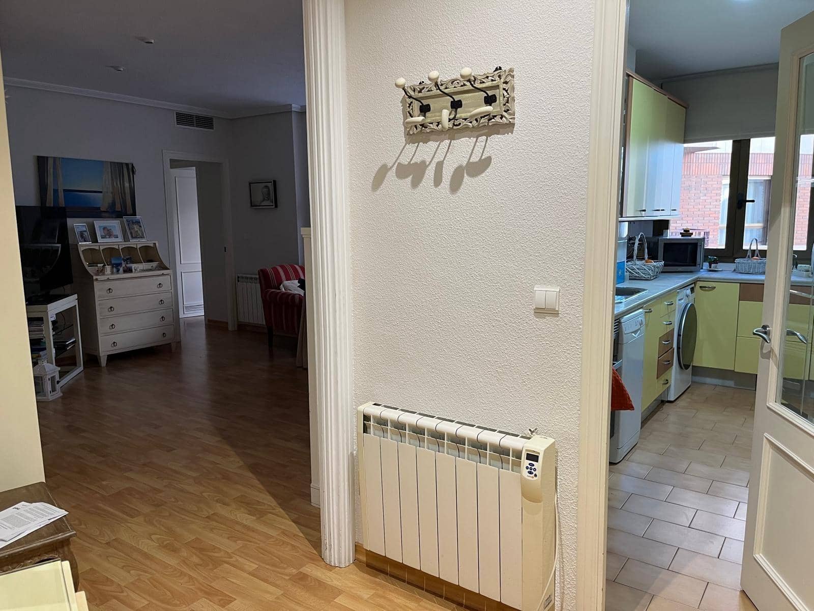 2 soveværelse Lejlighed til leje i Cordoba by med garage - € 750 (Ref: 9788486)