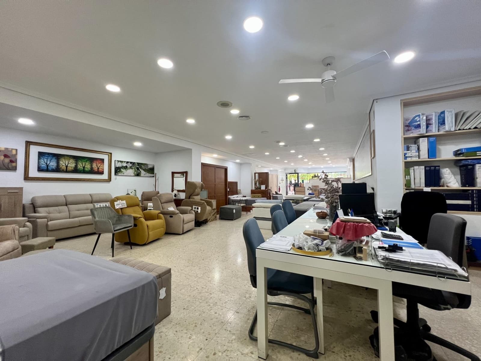 Komercyjne na sprzedaż w Miasto Kordoba - 850 000 € (Ref: 9791142)