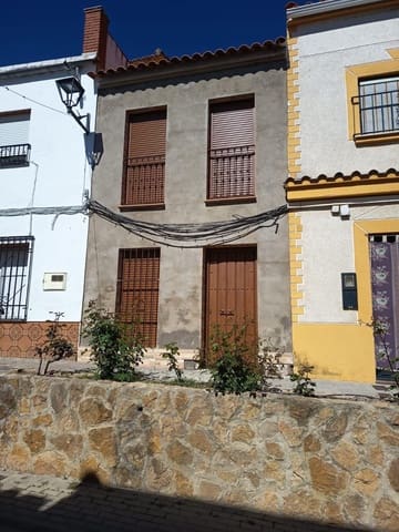 Casa de 3 habitaciones en Villanueva del Rey en venta - 64.900 € (Ref: 9794745)