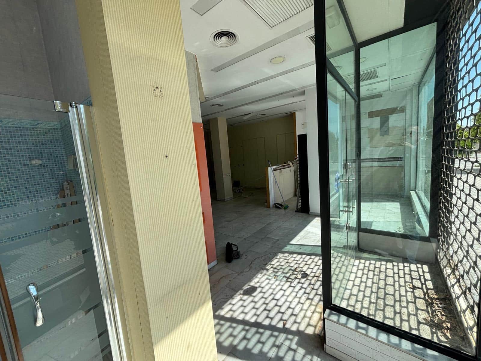 3 chambre Local Commercial à vendre à Cordoue ville - 299 999 € (Ref: 9800642)