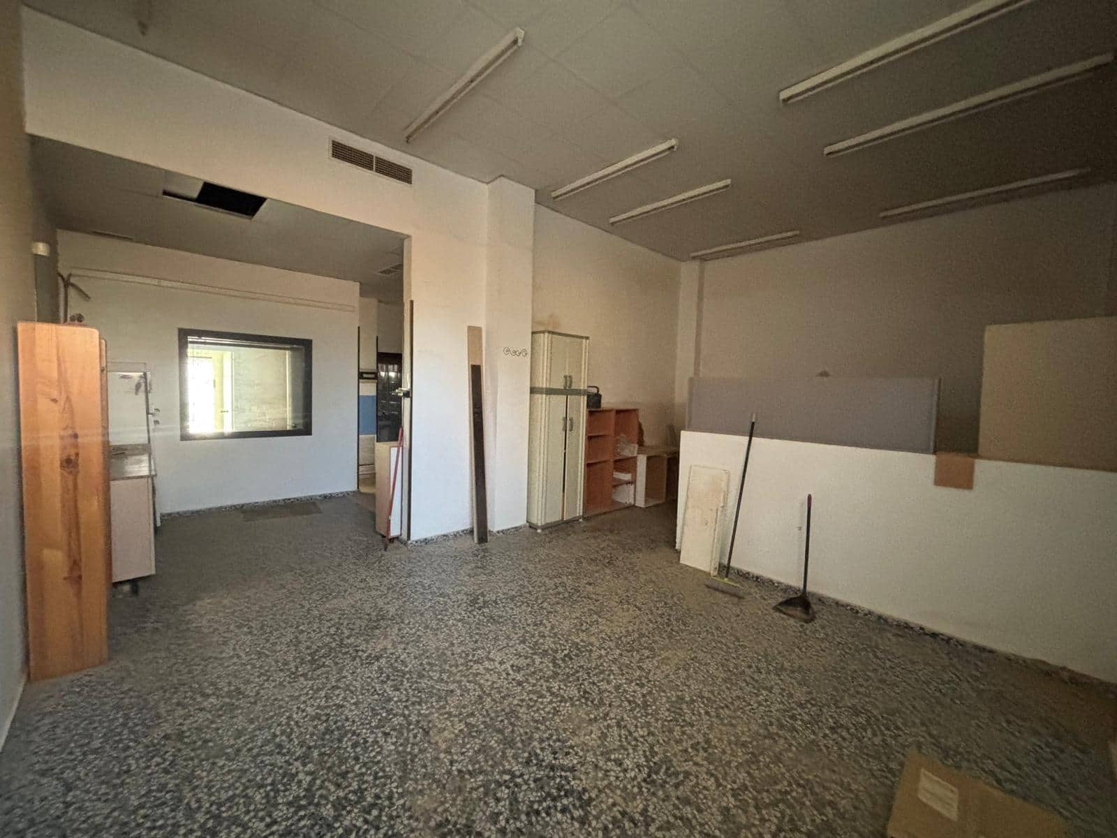 3 chambre Local Commercial à vendre à Cordoue ville - 299 999 € (Ref: 9800642)