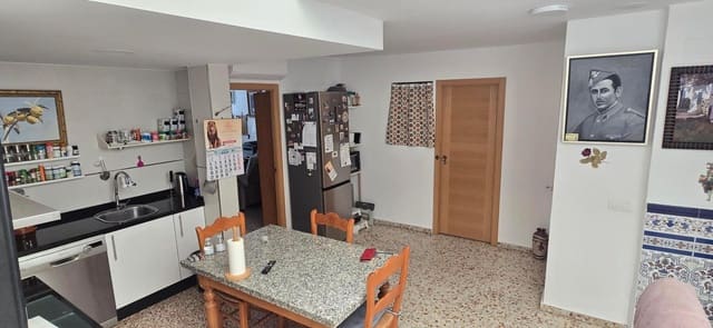 3 soveværelse Byhus til salg i Córdoba by med garage - € 260.000 (Ref: 9806549)