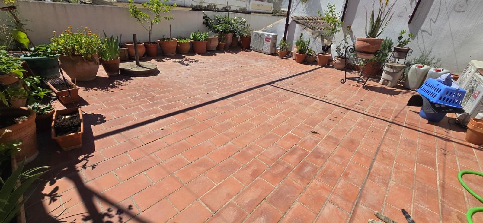 3 bedroom Townhouse for sale in Cordoba city with garage - € 260,000 (Ref: 9806549)