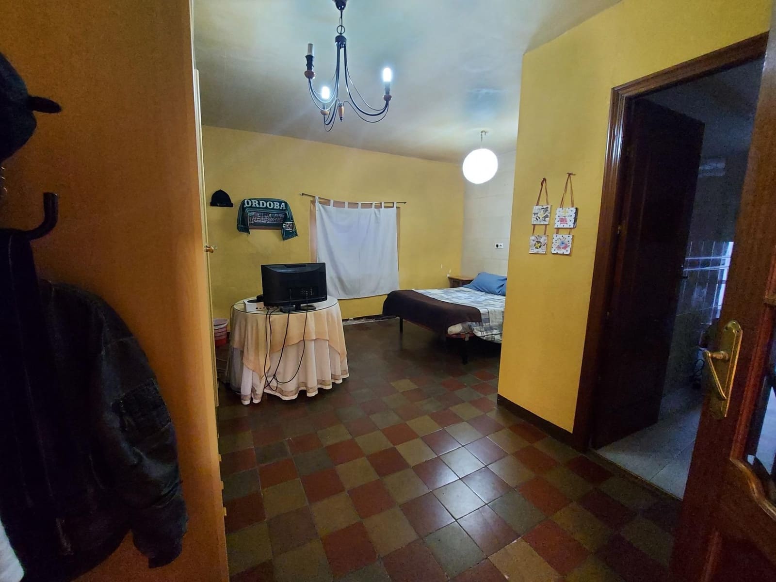 4 Zimmer Haus zu verkaufen in Cordoba Stadt mit Garage - 255.000 € (Ref: 9813847)