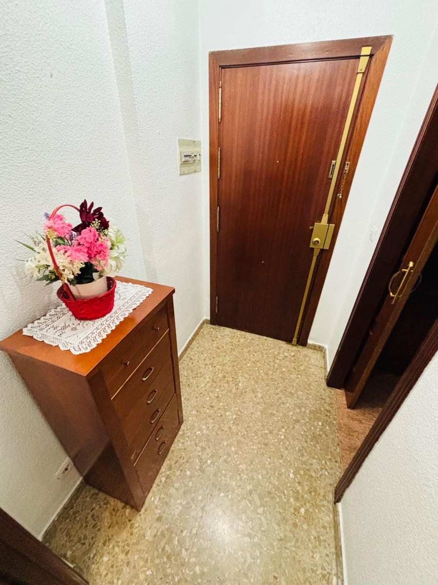 3 camera da letto Appartamento in vendita in Cordova citta - 163.900 € (Rif: 9815930)