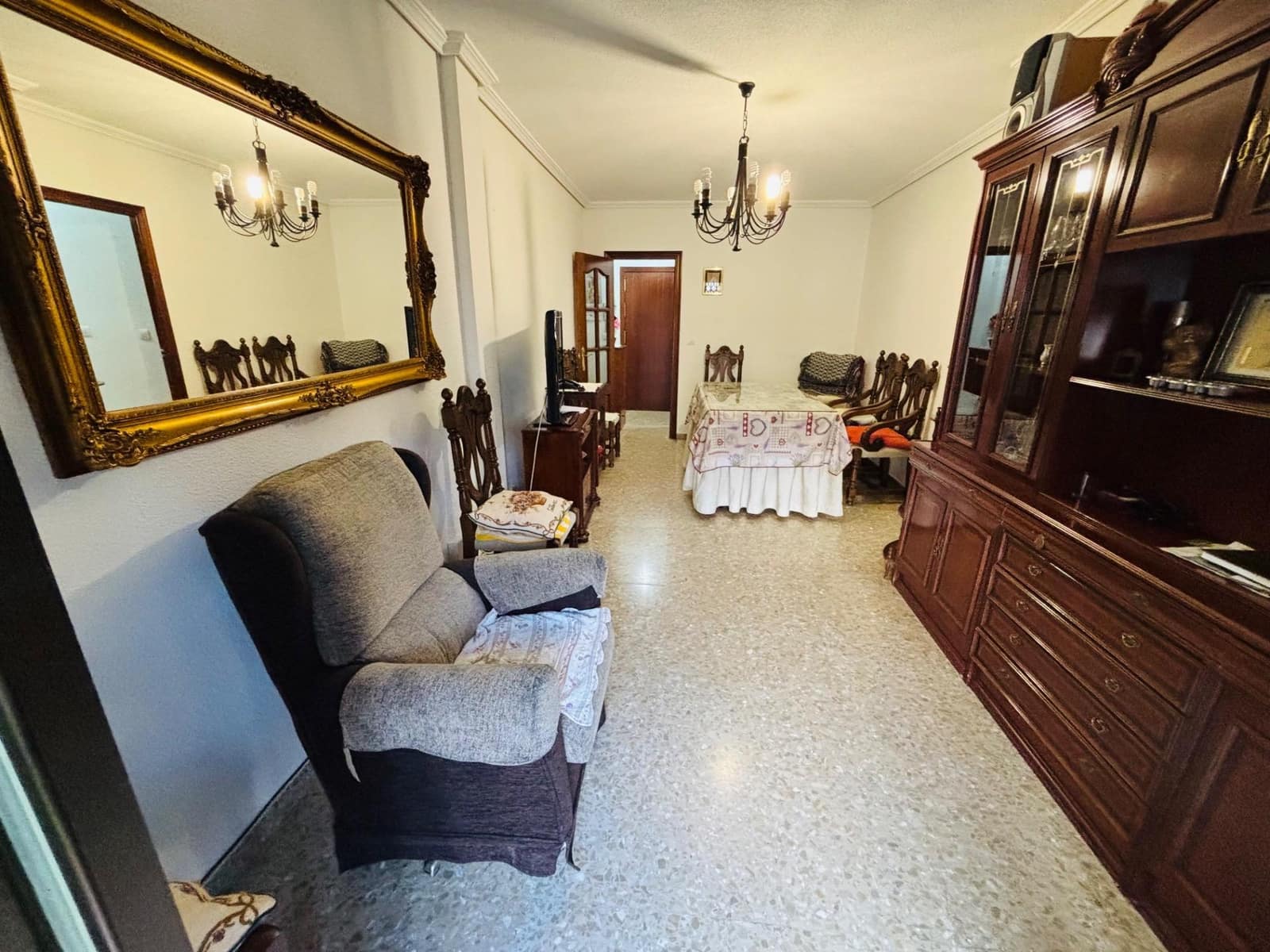 3 bedroom Flat for sale in Cordoba city - € 163,900 (Ref: 9815930)